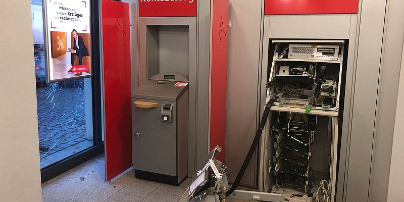 Hameln: Geldautomat in der Fußgängerzone gesprengt